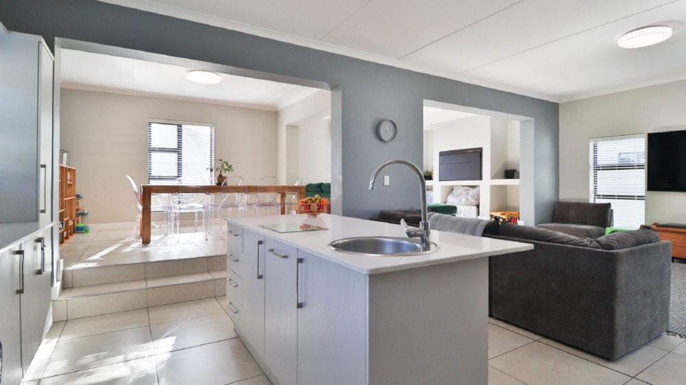 House sold in Protea Heights - 1BC1663962 House sold in Protea Heights - 1BC1663962