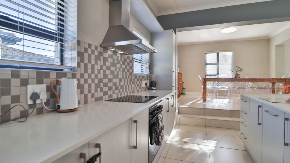 House sold in Protea Heights - 1BC1663962 House sold in Protea Heights - 1BC1663962