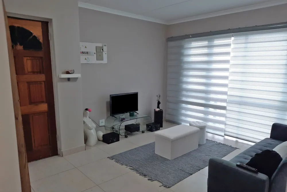 Apartment sold in Parklands - 1TV1711056 Apartment sold in Parklands - 1TV1711056