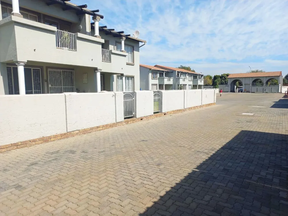Apartment for sale in Dalpark Ext 1 - 1BJ1665633 Apartment for sale in Dalpark Ext 1 - 1BJ1665633