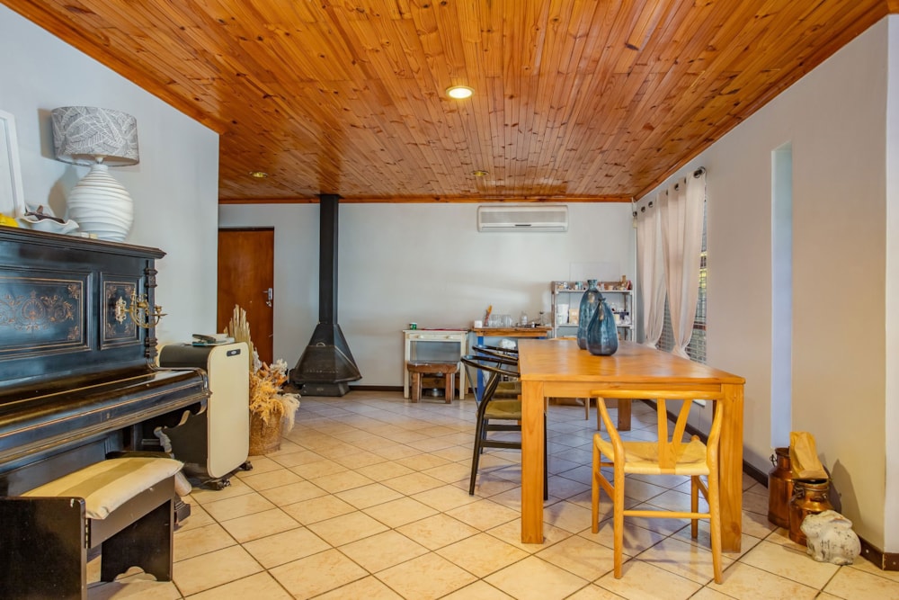 House sold in Paarl - TK1665210