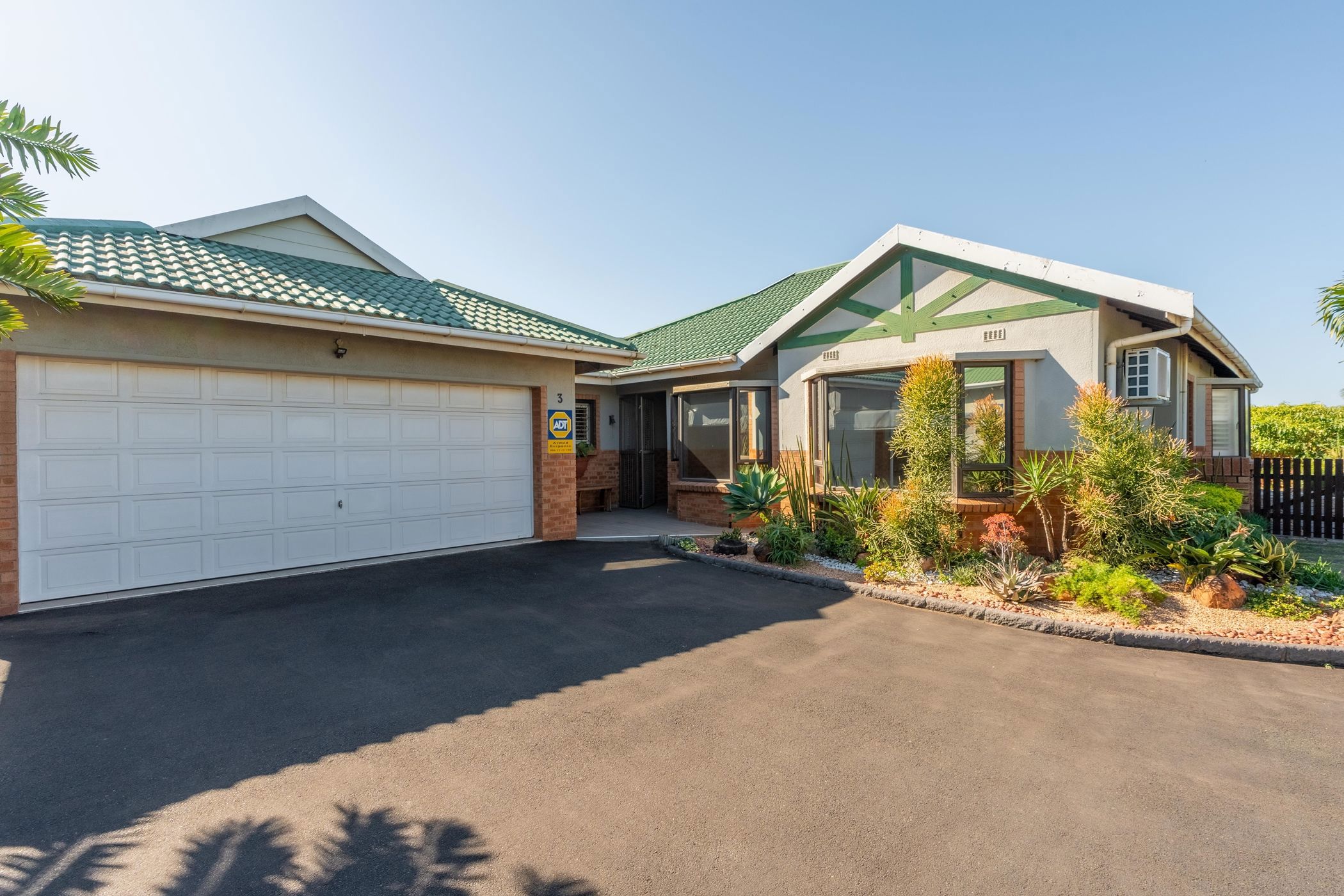 Townhouse sold in uMhlanga Rocks - 1ND1665264