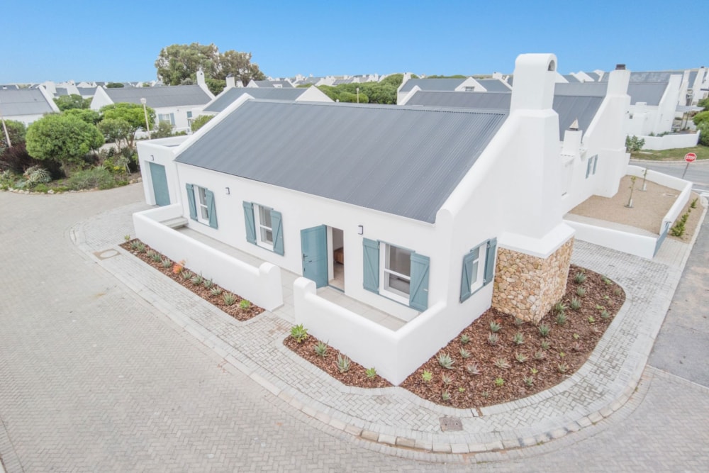 House sold in Paternoster - LA1666333