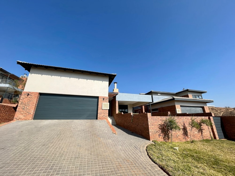 House for sale in Sonheuwel - 1NS1666089 House for sale in Sonheuwel - 1NS1666089