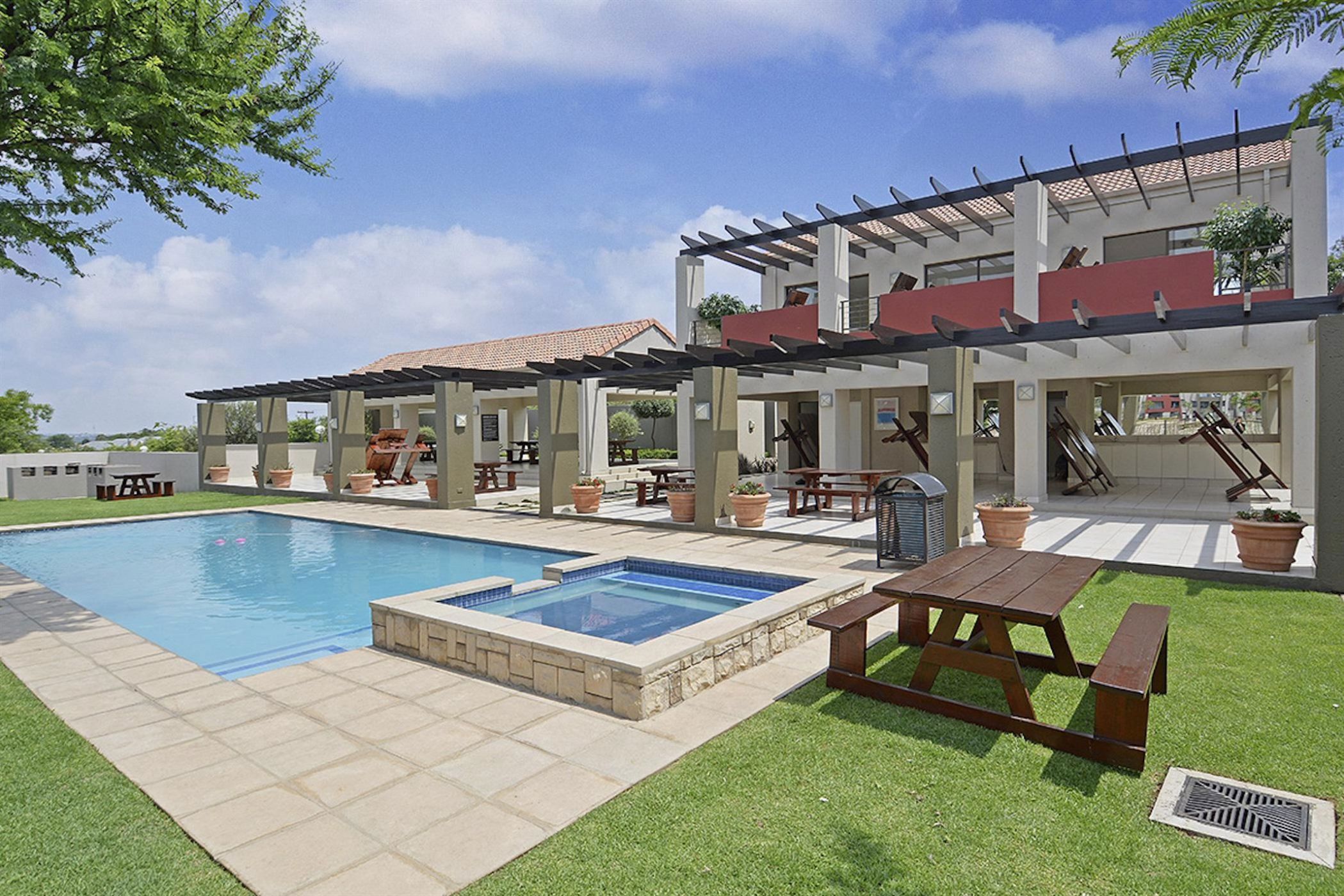 Apartment let in Fourways - FYL1666062