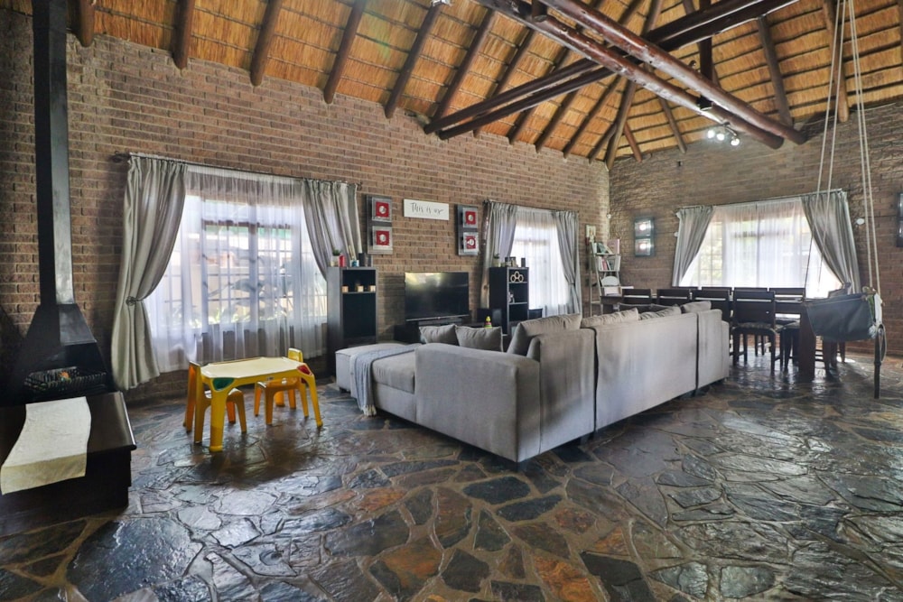 House sold in Kingsview - 1WR1667840 House sold in Kingsview - 1WR1667840