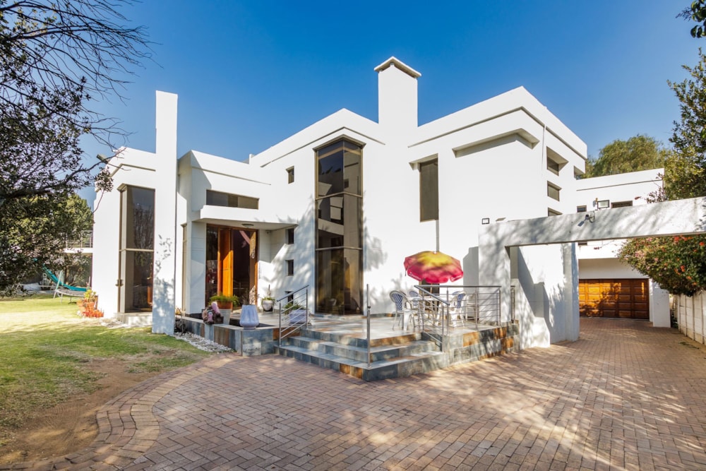 House for sale in Brackendowns - 1GV1717810