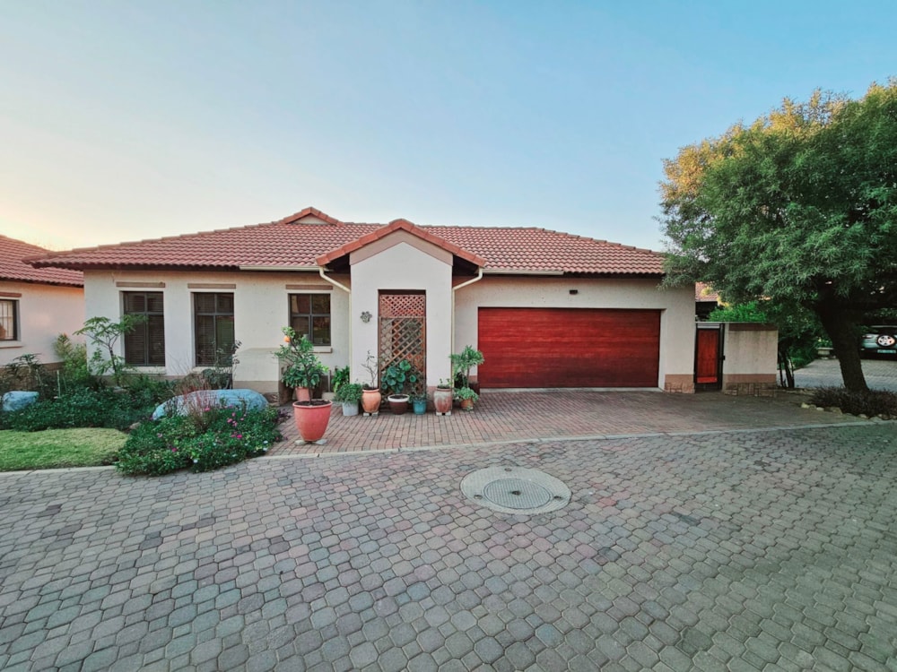 House to rent in Xanadu - 1HR1714391 House to rent in Xanadu - 1HR1714391