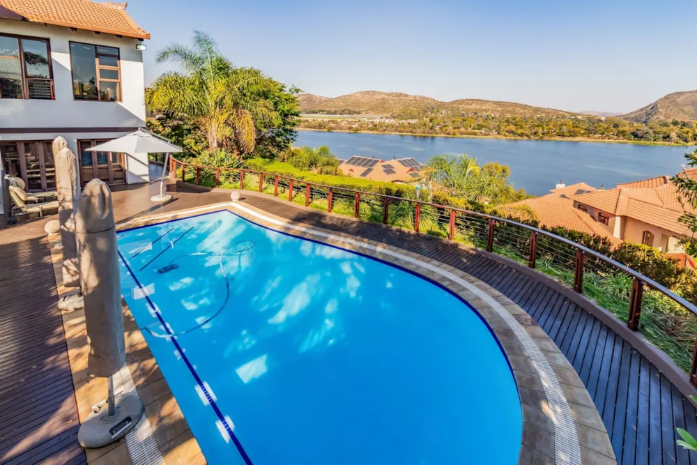 Security estate home for sale in Birdwood - 1HR1664211 Security estate home for sale in Birdwood - 1HR1664211