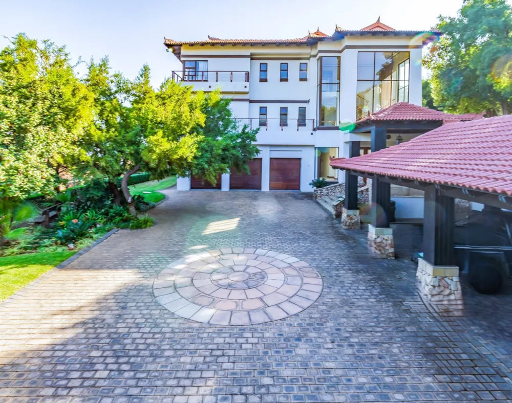 Security estate home for sale in Birdwood - 1HR1664211 Security estate home for sale in Birdwood - 1HR1664211