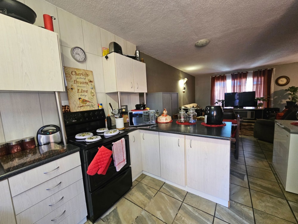 Townhouse for sale in Heidelberg, Gauteng - 1SP1701261