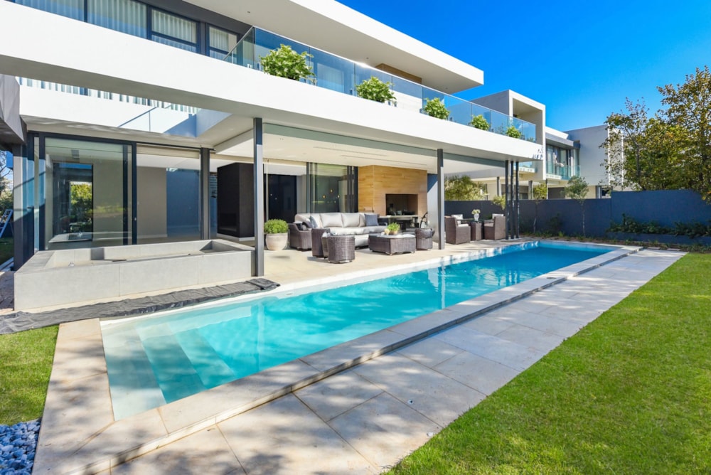 Double-storey house for sale in Steyn City - 1SY1661522 Double-storey house for sale in Steyn City - 1SY1661522