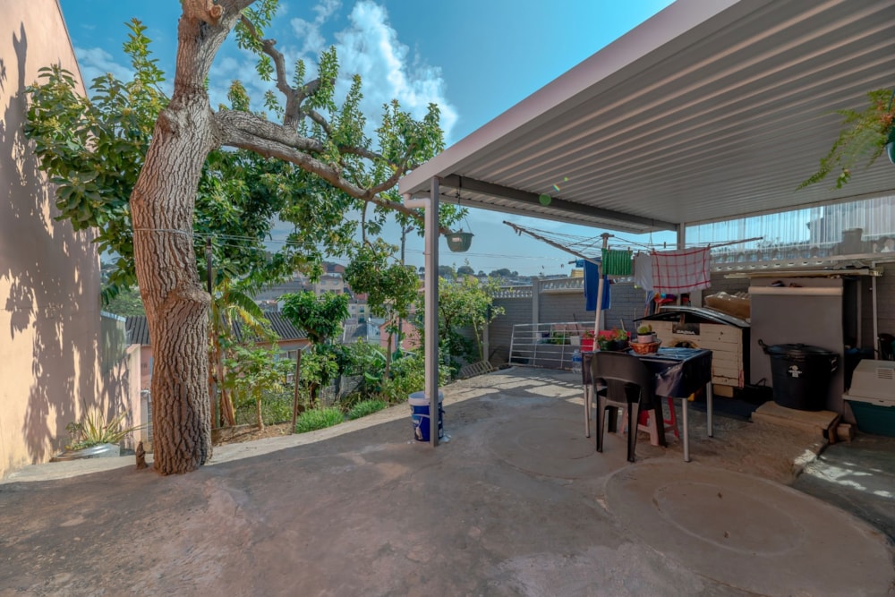 Double-storey house for sale in Northcroft - 1ND1667286