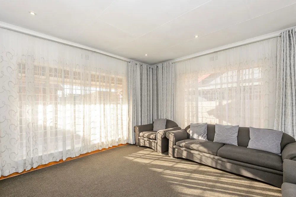 House sold in Lenasia South - 1GV1665626 House sold in Lenasia South - 1GV1665626