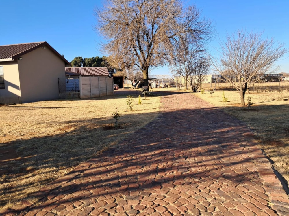 House for sale in Homelands - 1VT1724981