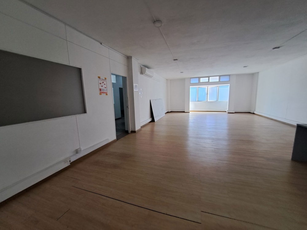 Commercial office to rent in Quatre Bornes, Mauritius - MUR1665300 Commercial office to rent in Quatre Bornes, Mauritius - MUR1665300