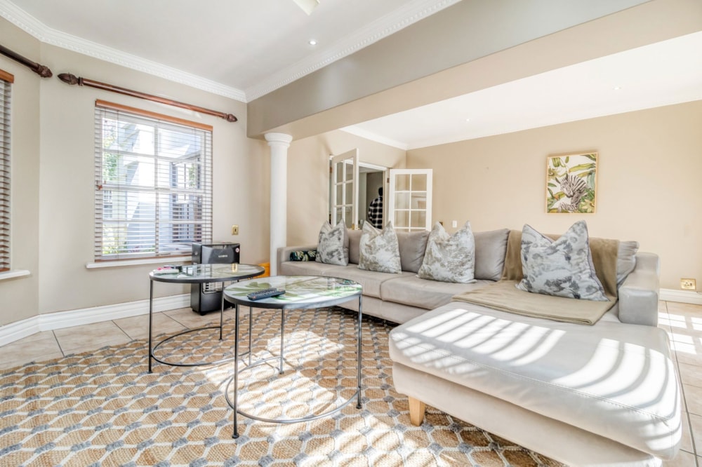 Double-storey cluster let in Bryanston - JBL1666137 Double-storey cluster let in Bryanston - JBL1666137