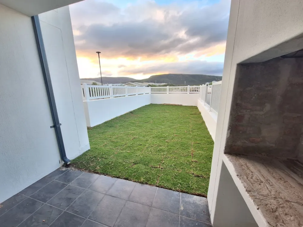 House let in Westcliff, Hermanus - ONL1715809
