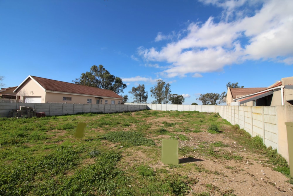 Vacant land for sale in Port Owen - LA1613010