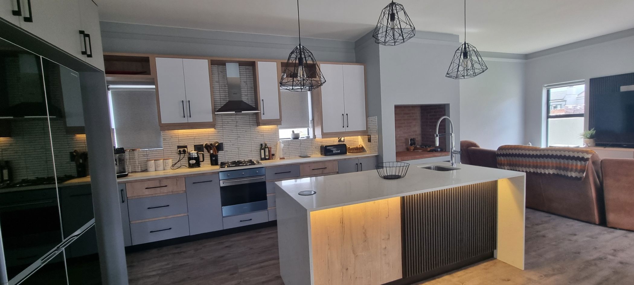 House for sale in Altona Village - TK1665993