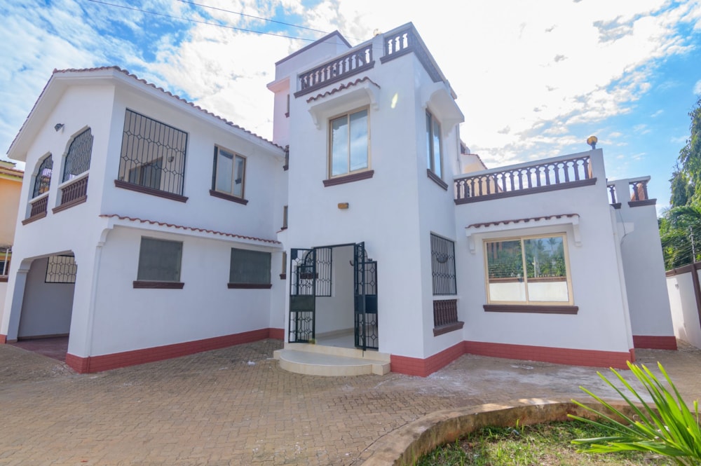 Townhouse for sale in Shanzu, Kenya - 3KE1664651