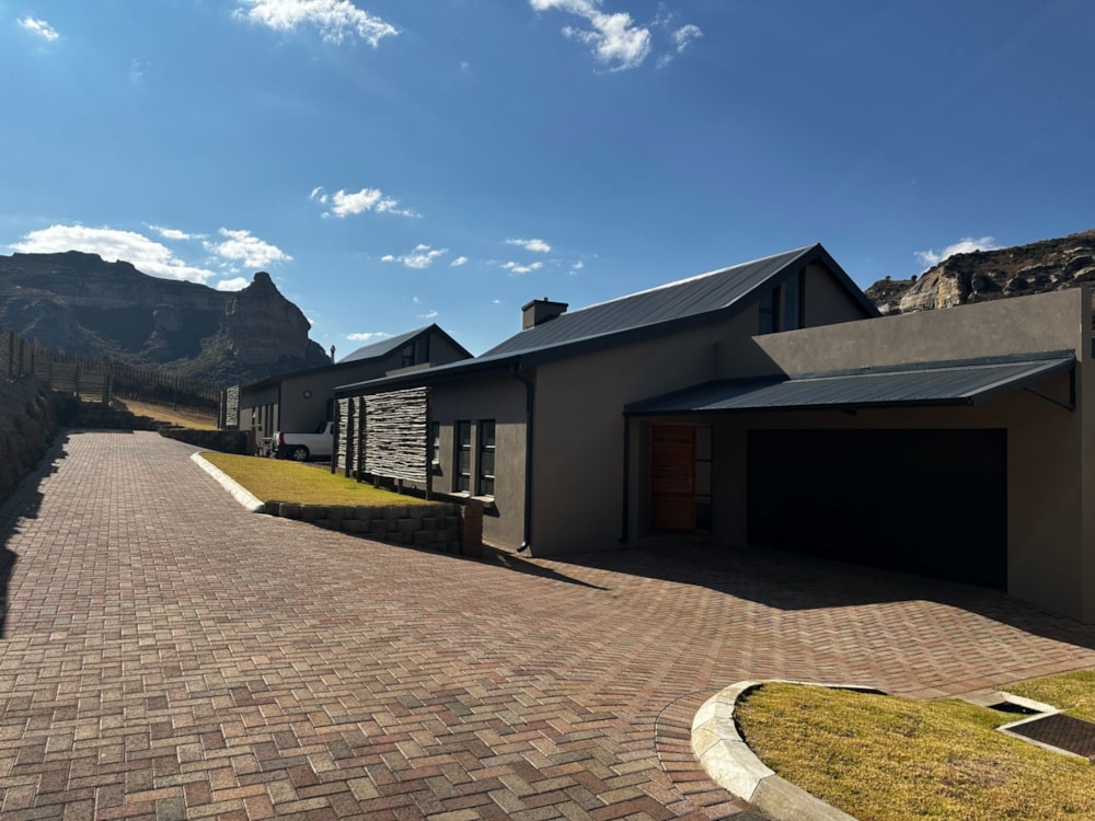 Townhouse sold in Clarens - 1CS1656244 Townhouse sold in Clarens - 1CS1656244