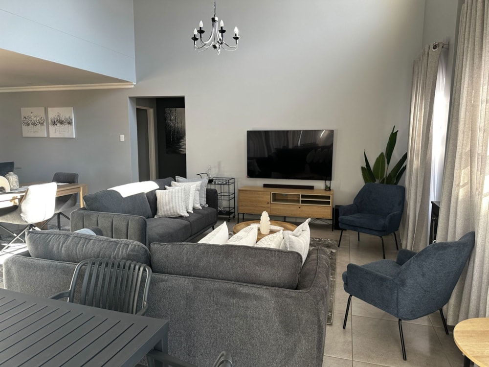 Townhouse sold in Clarens - 1CS1656244 Townhouse sold in Clarens - 1CS1656244