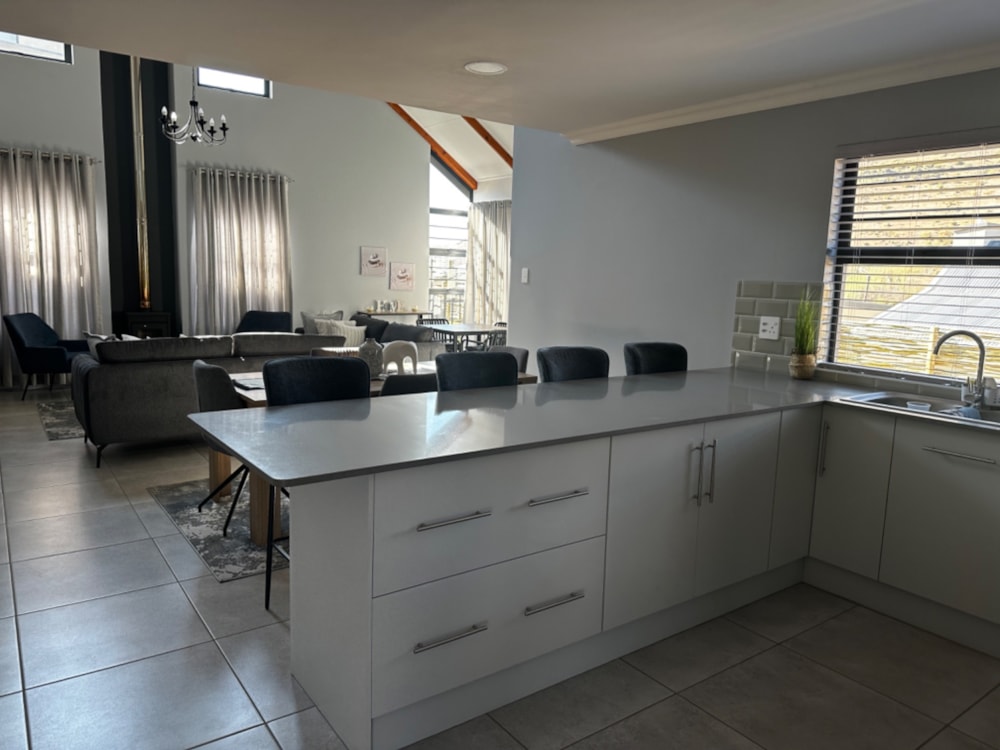 Townhouse sold in Clarens - 1CS1656244 Townhouse sold in Clarens - 1CS1656244