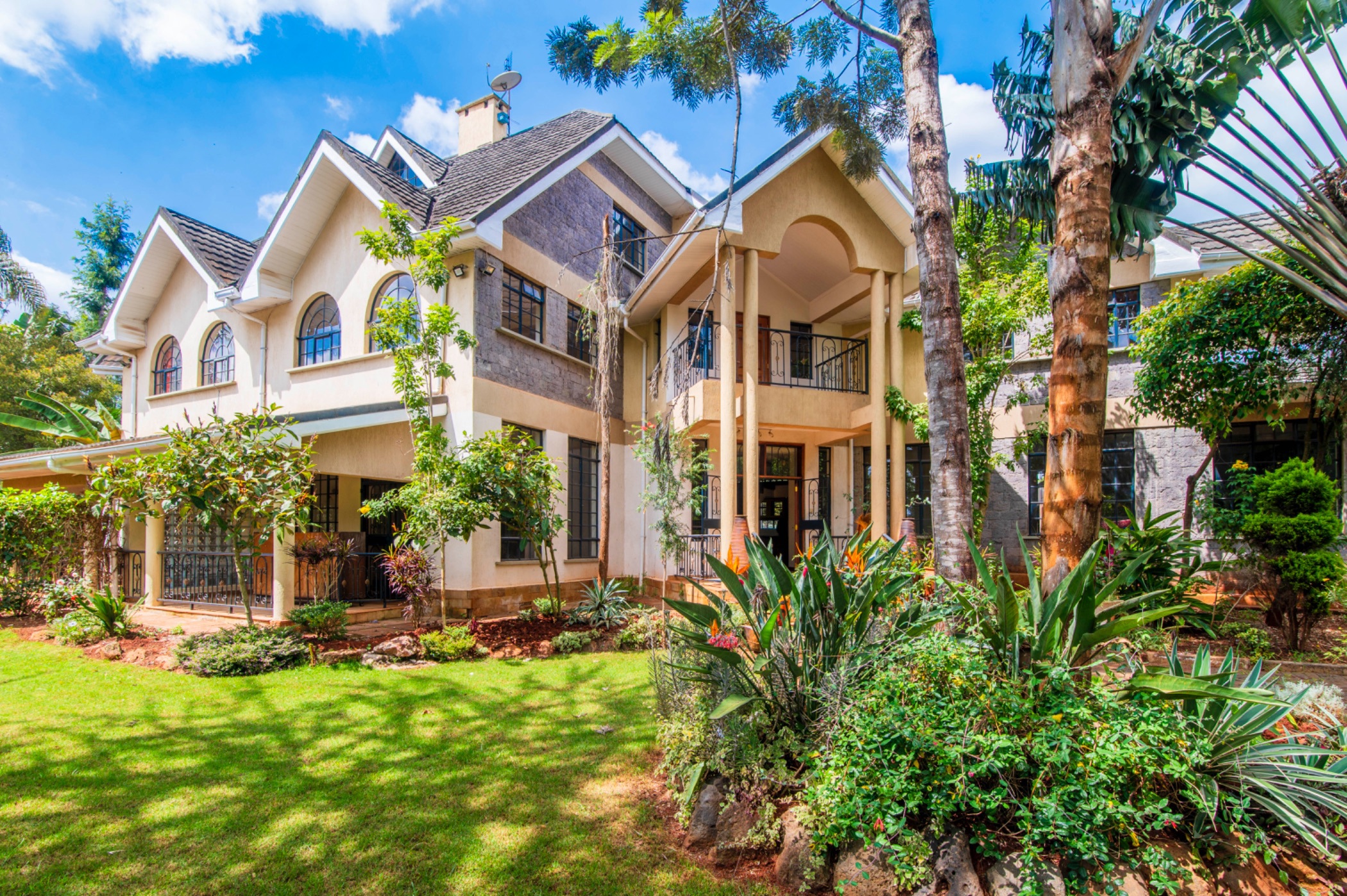 Double-storey house let in Karen, Kenya - 3KE1689958