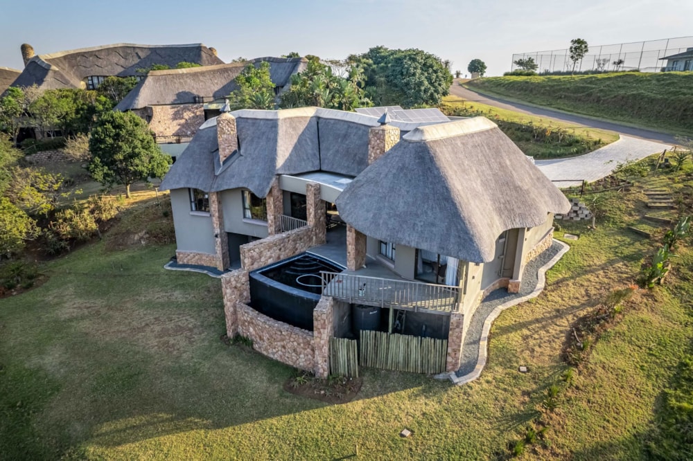 Multi-storey house for sale in Phezulu Estate - 1KF1666892 Multi-storey house for sale in Phezulu Estate - 1KF1666892