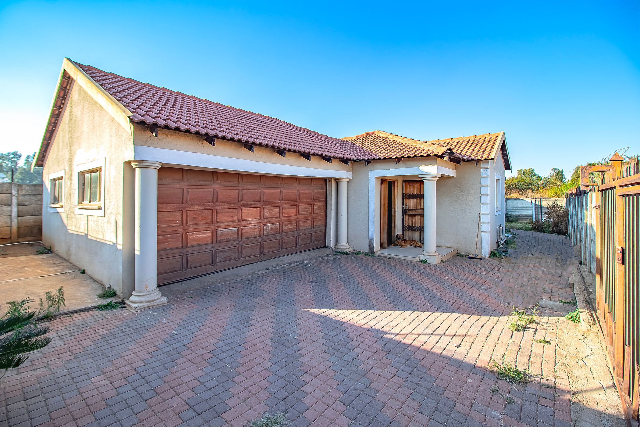 House for sale in Lotus Gardens - PT1665405