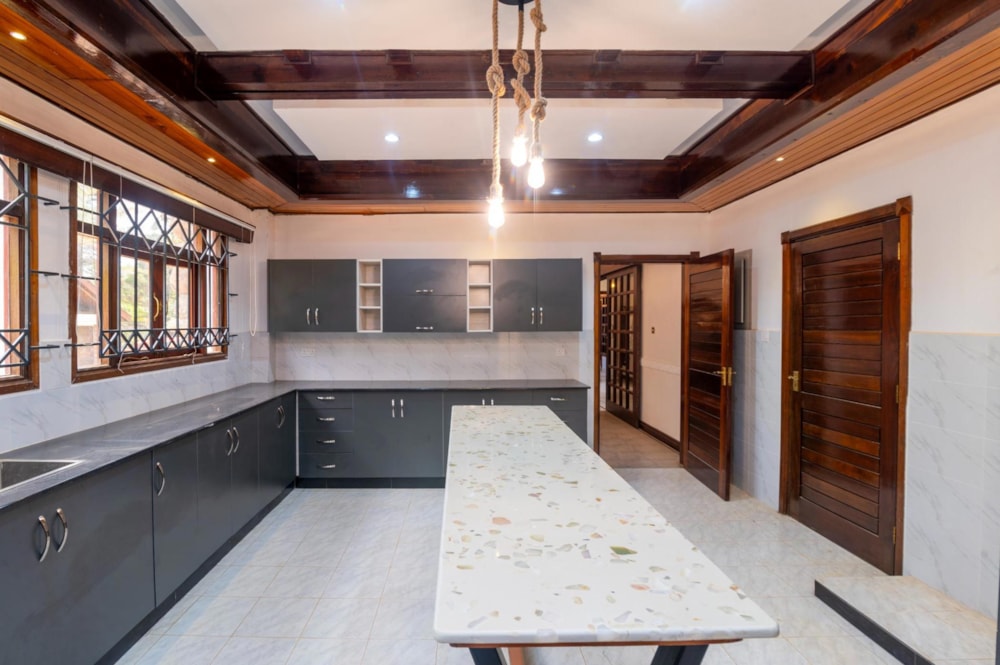 House to rent in Karen, Kenya - 3KE1708133 House to rent in Karen, Kenya - 3KE1708133