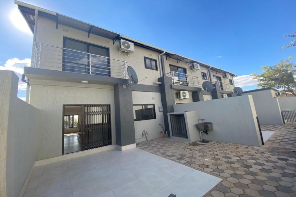 Double-storey apartment to rent in Foxdale, Zambia - 3ZA1662674 Double-storey apartment to rent in Foxdale, Zambia - 3ZA1662674