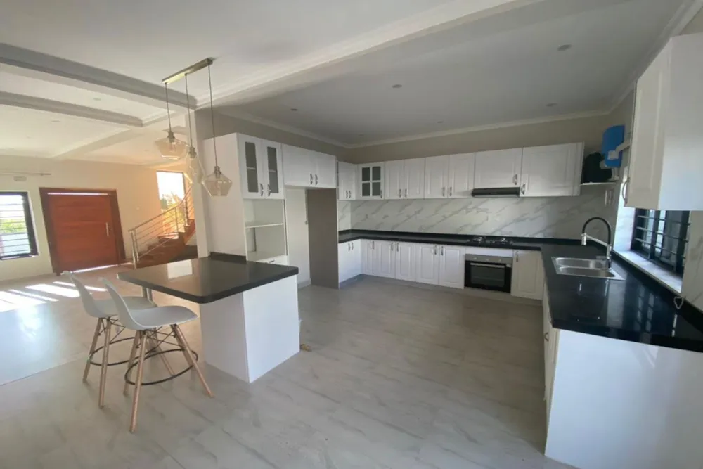 Double-storey apartment to rent in Foxdale, Zambia - 3ZA1662674 Double-storey apartment to rent in Foxdale, Zambia - 3ZA1662674