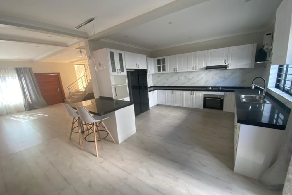 Double-storey apartment to rent in Foxdale, Zambia - 3ZA1662674 Double-storey apartment to rent in Foxdale, Zambia - 3ZA1662674