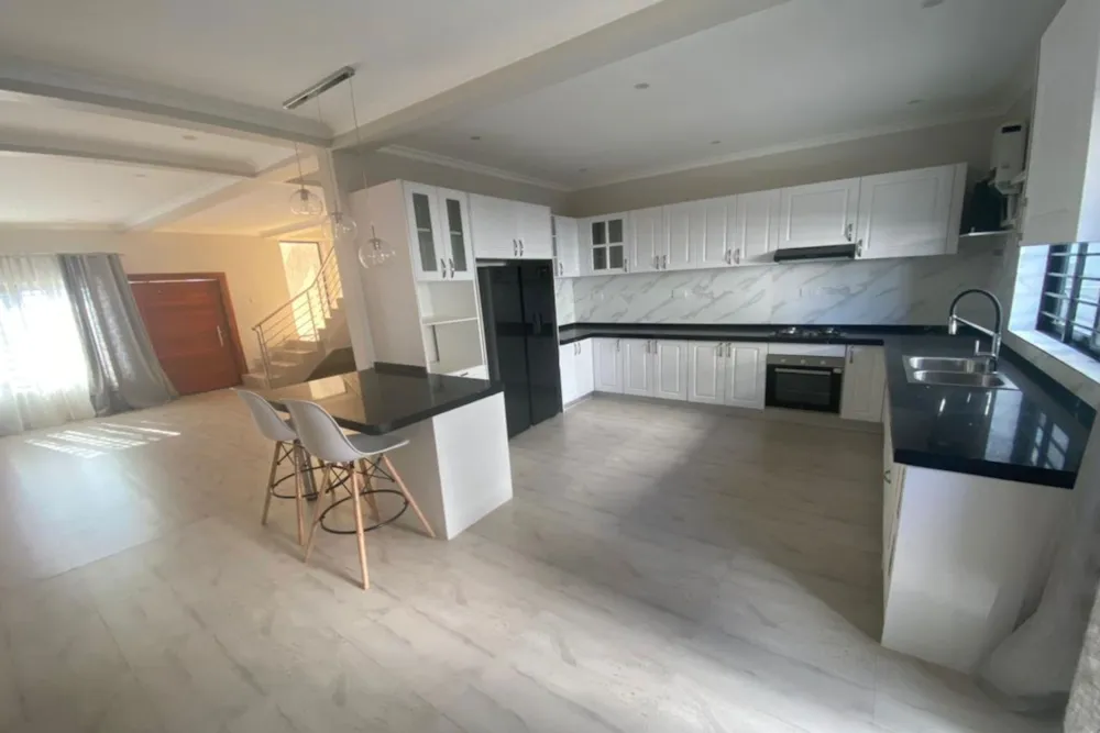 Double-storey apartment to rent in Foxdale, Zambia - 3ZA1662674 Double-storey apartment to rent in Foxdale, Zambia - 3ZA1662674