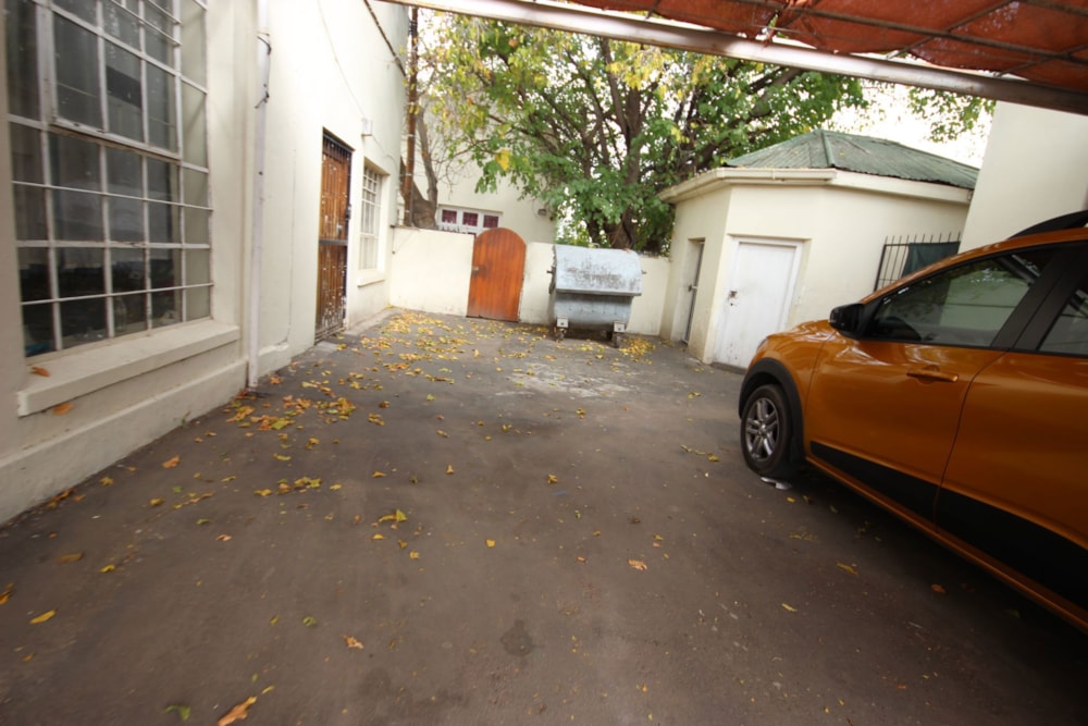 Commercial Building sold in Oudtshoorn Central - 1OU1663781 Commercial Building sold in Oudtshoorn Central - 1OU1663781