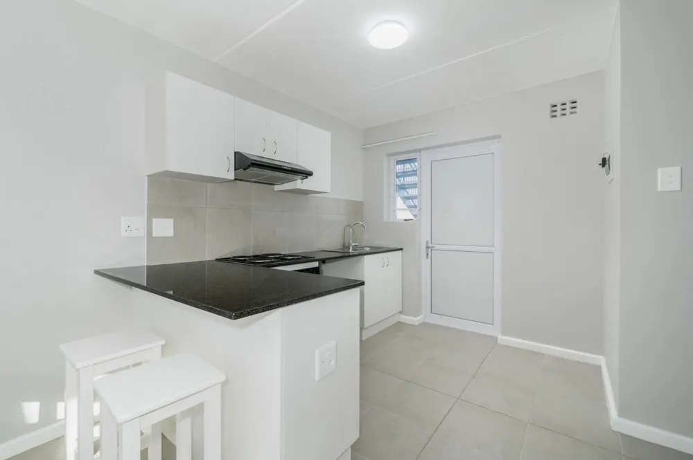 Apartment for sale in Fairview, Port Elizabeth, Gqeberha - 1PLZ1663921