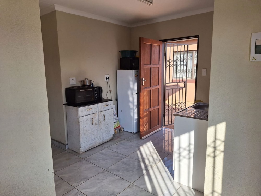 House for sale in Soshanguve VV - PT1664084