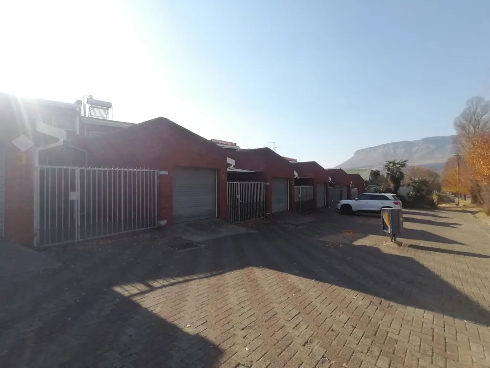 Residential complex for sale in Harrismith - 1BTH1663965 Residential complex for sale in Harrismith - 1BTH1663965