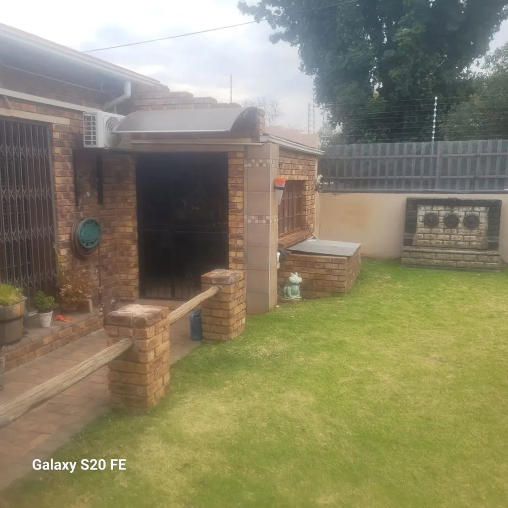 House for sale in Selection Park - 1SP1664598 House for sale in Selection Park - 1SP1664598