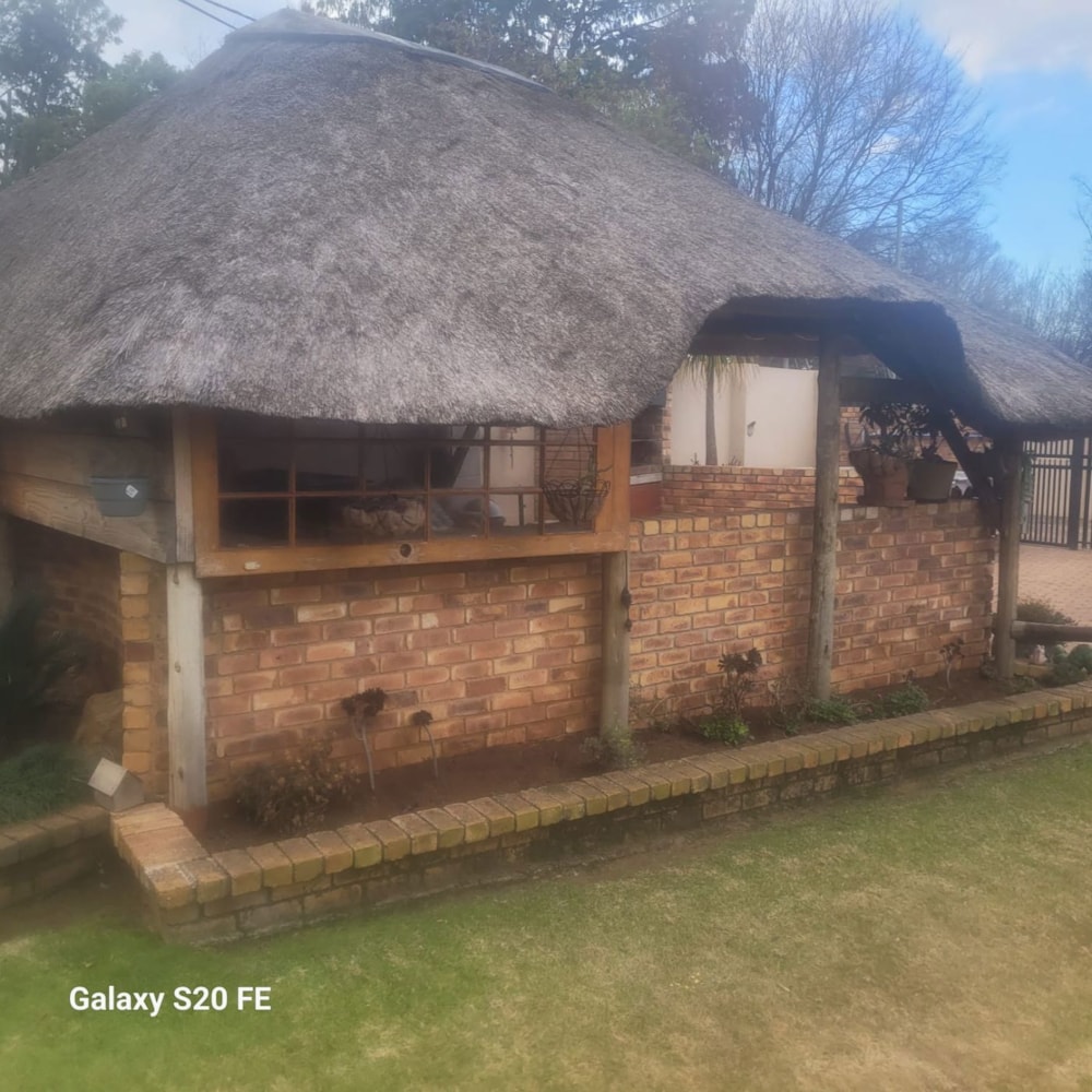 House for sale in Selection Park - 1SP1664598