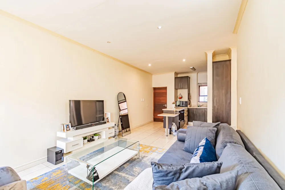 Apartment for sale in Pretorius Park - PT1664011 Apartment for sale in Pretorius Park - PT1664011