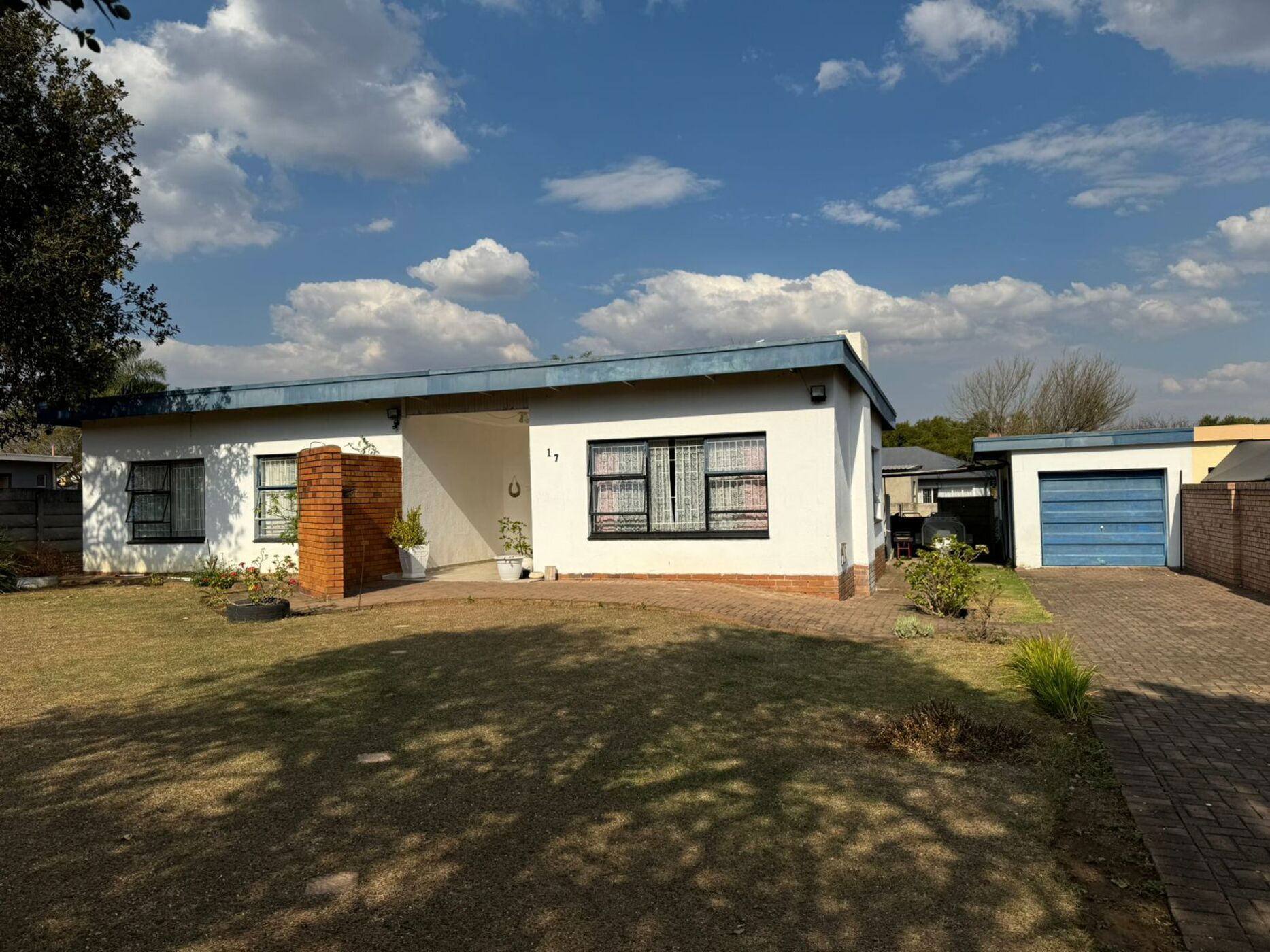 House for sale in Pioneer Park - 1NW1664052