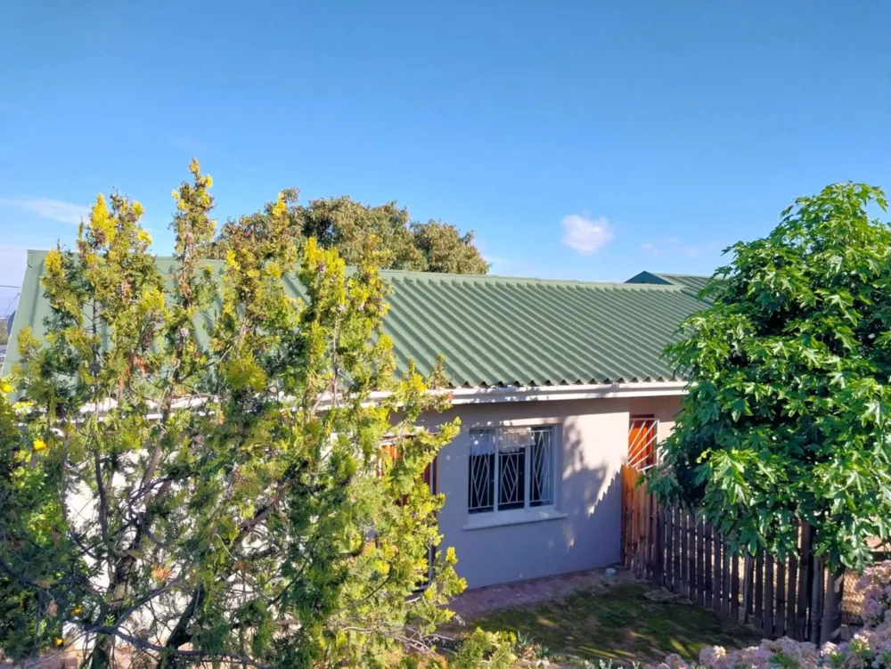 House sold in Oudtshoorn North - 1OU1664204 House sold in Oudtshoorn North - 1OU1664204