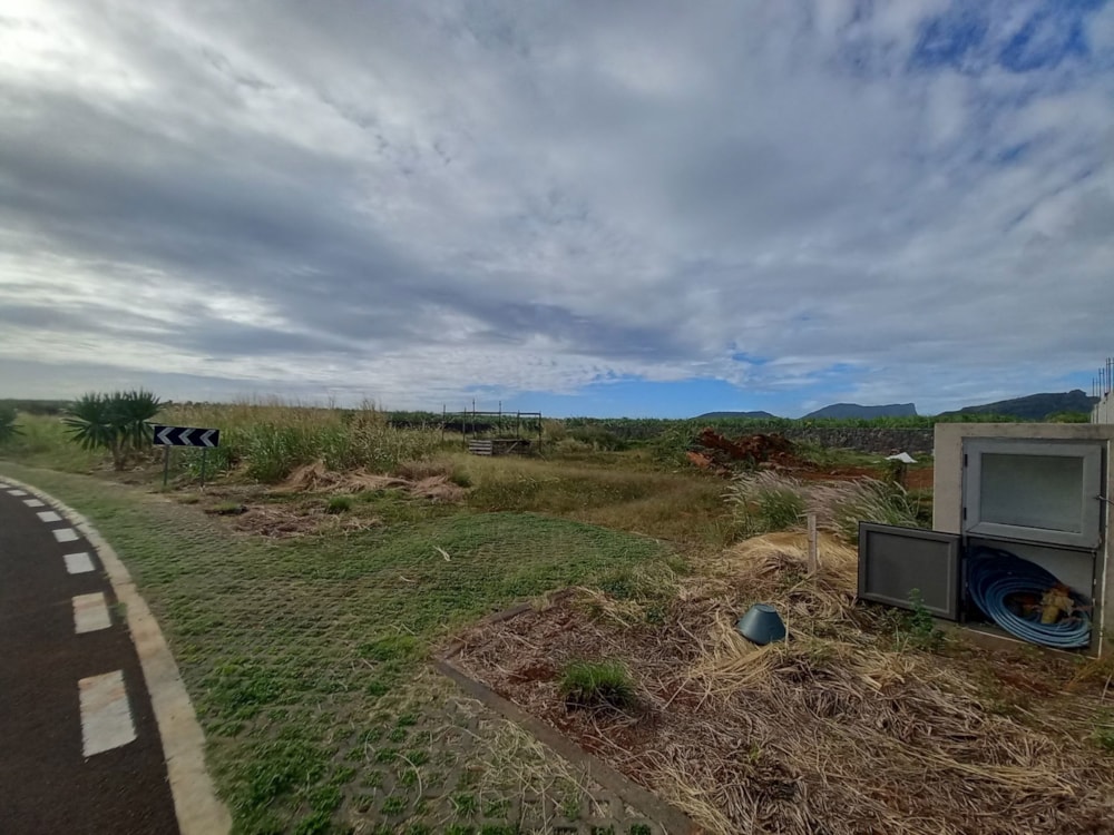 Residential vacant land for sale in Tamarin, Mauritius - MUR1664150 Residential vacant land for sale in Tamarin, Mauritius - MUR1664150