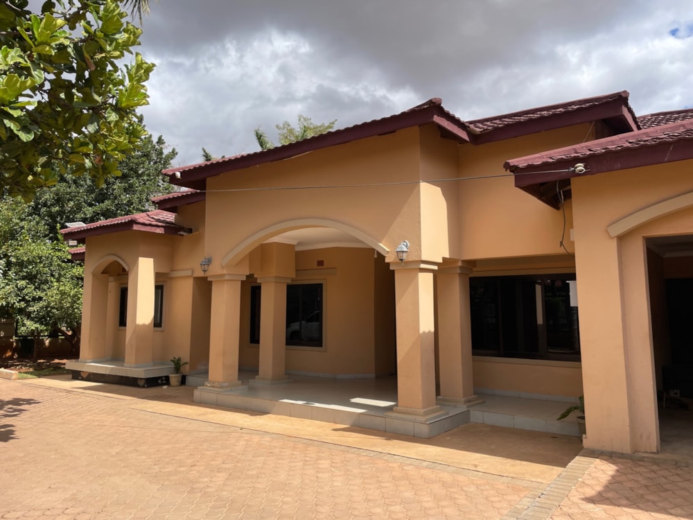 House for sale in Meanwood, Zambia - 3ZA1664299