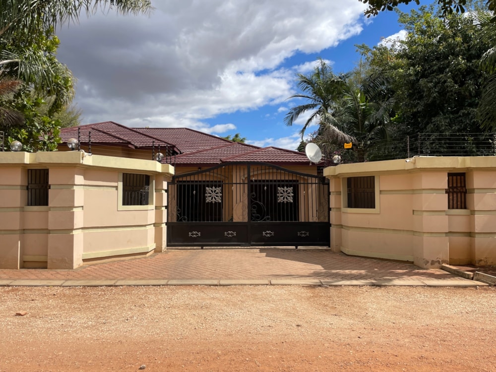 House for sale in Meanwood, Zambia - 3ZA1664299