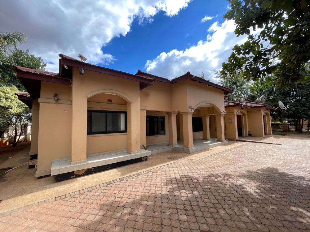 House for sale in Meanwood, Zambia - 3ZA1664299