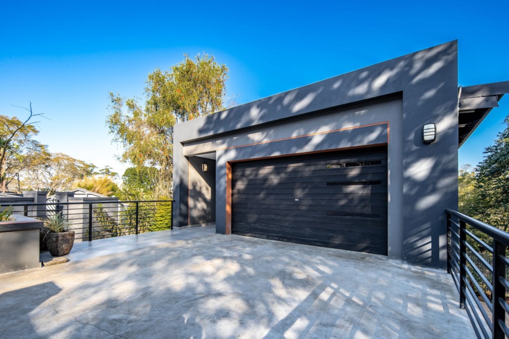 House for sale in Kloof - 1KF1734040